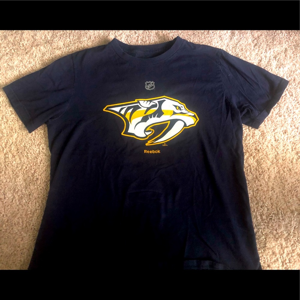 Nashville Predators Kids L Tee Shirt